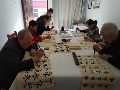 新时代文明实践在冷水滩 社区老年书法班开班 促进文化艺术交流